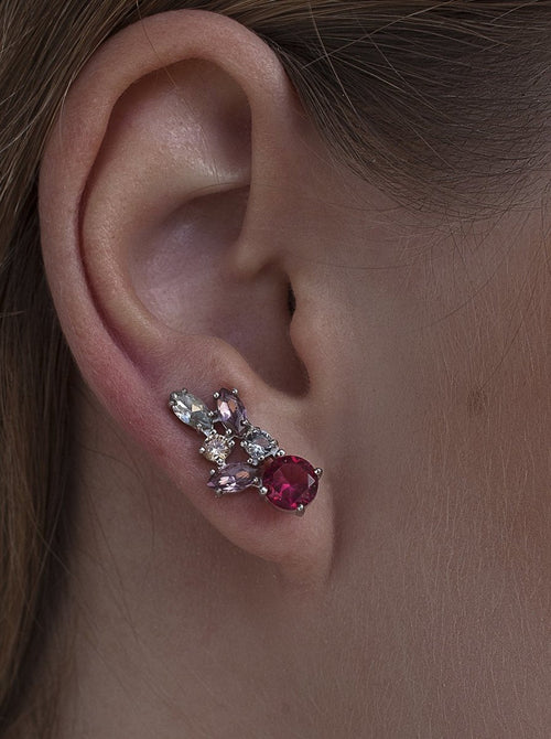 Boucles d'oreilles grimpantes en argent avec motif feuille rose