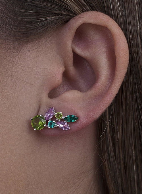 Boucles d'oreilles grimpantes en argent avec motif feuille verte